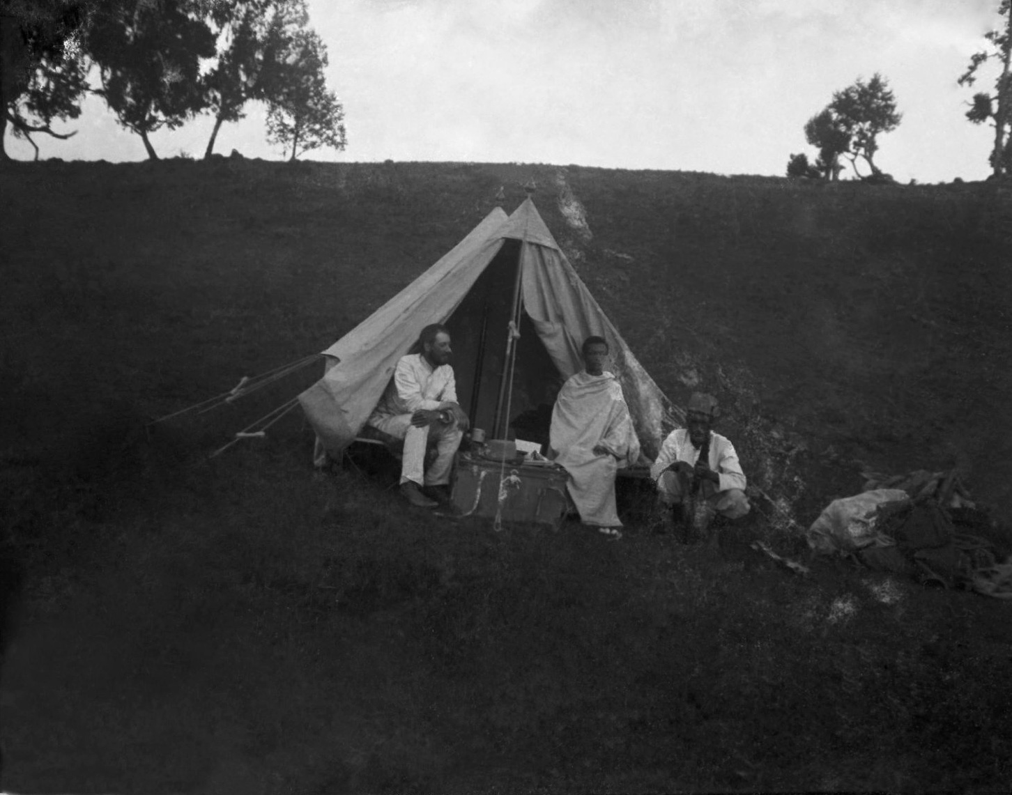 Н. С. Гумилев с Н. Сверчковым в Африке. 1913 год