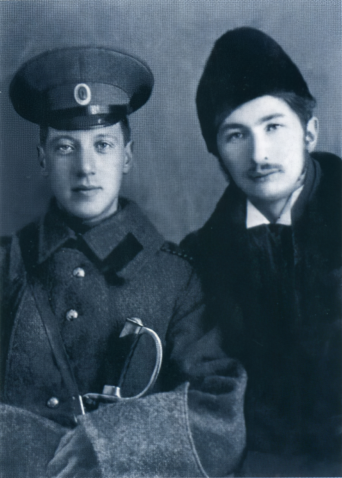 Николай Гумилёв и Сергей Городецкий. 1915 год