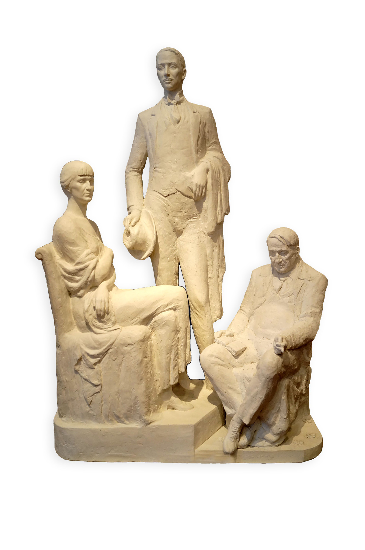 Скульптурный портрет семьи Гумилёвых